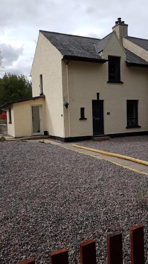 Number 4, Loch Shiel View Villa Glenfinnan Exterior photo